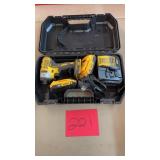 DEWALT 20V DRILL W/ 2 BATTERIES, CHARGER & CASE