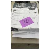 LOT OF TOILET SEATS