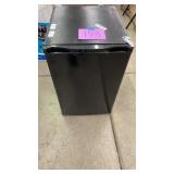 HISENSE COMPACT REFRIGERATOR