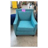 TURQUOISE TUFTED DECORATOR CHAIR