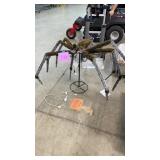 LARGE LIGHTED SPIDER DECOR - AS IS