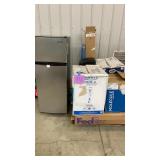 DAMAGED/MISMATCHED ITEMS -AS IS