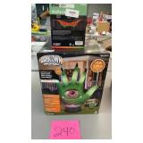 2 HALLOWEEN DECOR IN BOXES