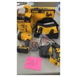 DEWALT 20V DRILL W/ BATTERIES & SPOTLIGHT