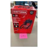 CRAFTSMAN 5 GALLON WET/DRY VAC IN BOX