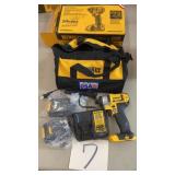 DEWALT 20V 1/4" IMPACT DRIVER KIT