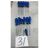 MISC LOT OF SCREWDRIVERS