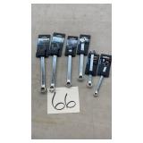 LOT OF COMBINATION WRENCHES