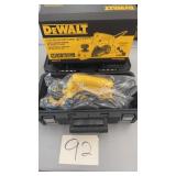 DEWALT 3-1/4' HAND PLANER W/ CASE