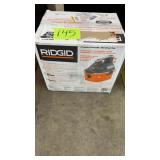 RIDGID 4 GALLON PORTABLE WET/DRY VAC IN BOX