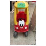 LITTLE TIKES KIDS PEDAL CAR