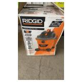 RIDGID 12 GALLON WET/DRY VAC IN BOX