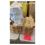 MISC LOT OF PAPER & PLASTIC PLATES - SEE PHOTOS