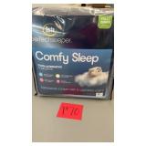 SERTA FULL/QUEEN DOWN ALTERNATIVE COMFORTER