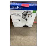 LASKO PEDESTAL FAN IN BOX