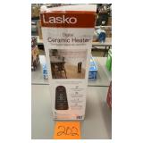 LASKO DIGITAL CERAMIC HEATER IN BOX