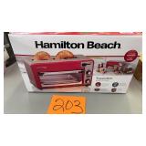 HAMILTON BEACH TOASTER OVEN IN BOX