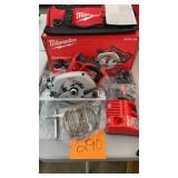 MILWAUKEE M18 CORDLESS CIRCULAR SAW KIT