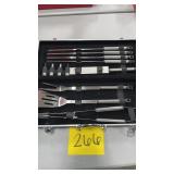 GRILLING SET IN CASE