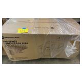 PRO SERIES 5 BURNER GAS GRILL IN BOX