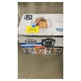 NINJA FOODI XL PRESSURE COOKER IN BOX