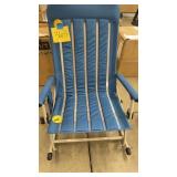 BLUE PORTABLE ROCKING CHAIR