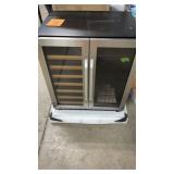 LANBO 30" 33 BOTTLE 70 CAN WINE & BEVERAGE COOLER