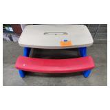 LITTLE TIKES KIDS PLASTIC PICNIC TABLE