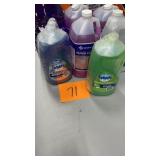 MISC LOT OF CLEANING PRODUCTS - SEE PHOTOS