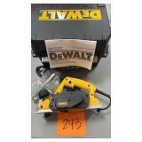 DEWALT 3 1/4" PLANER W/ CASE