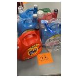 MISC LOT OF CLEANING PRODUCTS - SEE PHOTOS