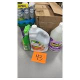 MISC LOT OF CLEANING PRODUCTS - SEE PHOTOS