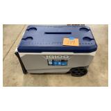 IGLOO 90QT WHEELED COOLER