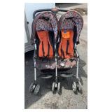 COMBI DOUBLE UMBRELLA STROLLER