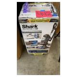 SHARK ROTATOR VACUUM IN BOX