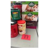 MISC LOT OF COFFEE/CREAMER ITEMS - SEE PHOTOS