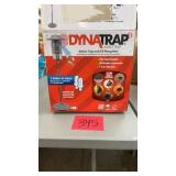 DYNATRAP INSECT TRAP WITH STAND IN BOX