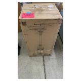 COMMERCIAL GAS PATIO HEATER IN BOX