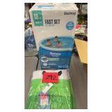 FAST SET FILL & RISE POOL IN BOX & 2 BEACH TOWELS