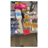 MISC LOT OF HEALTHCARE/HYGIENE ITEMS - SEE PHOTOS