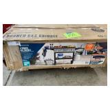 MEMBERS MARK 4 BURNER GAS GRIDDLE IN BOX