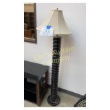BLACK FLOOR LAMP W/ WHITE SHADE BLACK FLOOR LAMP W/ WHITE SHADE