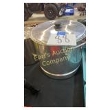 LARGE STAINLESS STOCK POT W/ LID