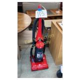 DIRT DEVIL FEATHERLITE CYCLONIC SWEEPER DIRT DEVIL FEATHERLITE CYCLONIC SWEEPER
