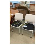 LOT OF 2 HON WHITE PLASTIC ROLLING OFFICE CHAIRS