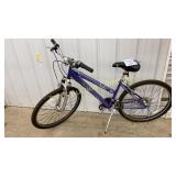 PURPLE SCHWINN SIDEWINDER WOMENS BICYCLE