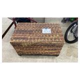 WICKER HINGE LIFT TOP STORAGE BOX