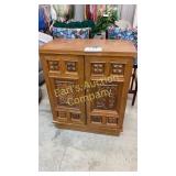 WOOD ORIENTAL CARVED FLIP TOP WINE/BAR CABINET WOOD ORIENTAL CARVED FLIP TOP WINE/BAR CABINET