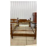 WOOD QUEEN SIZE BED