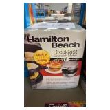 HAMILTON BEACH BREAKFAST SANDWICH MAKER IN BOX